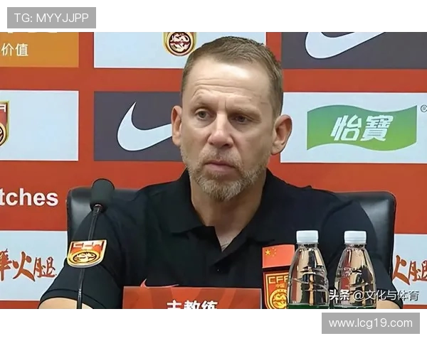 国足换帅提速!久尔杰维奇过渡身份坐实,两大名帅锁定接班(1)