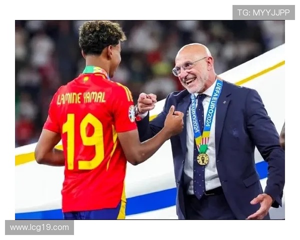 西班牙 29 场不败追平传奇，德拉富恩特续写斗牛士荣光